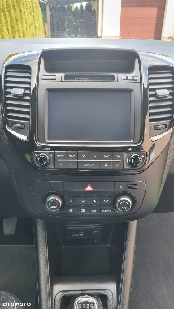 Kia Venga 1.4 CVVT Business Line - 15