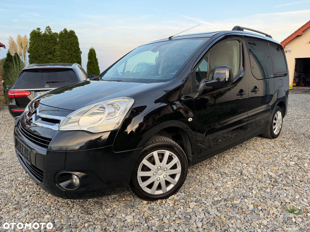 Citroen Berlingo 2011 photo 2