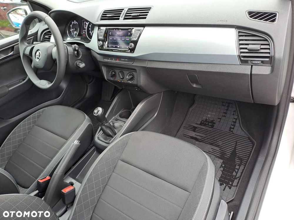 Skoda Fabia 1.0 TSI Ambition - 10