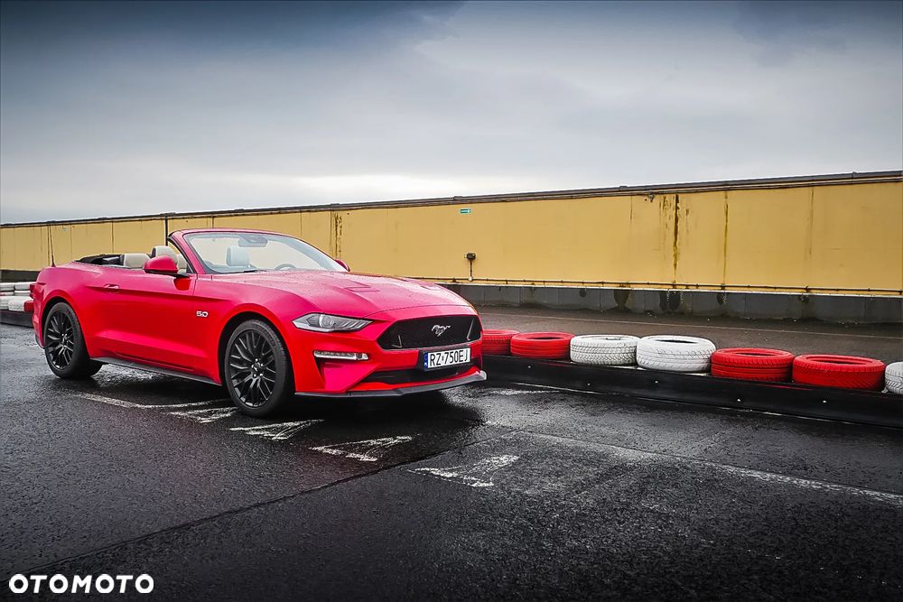 Ford Mustang 5.0 V8 GT - 4