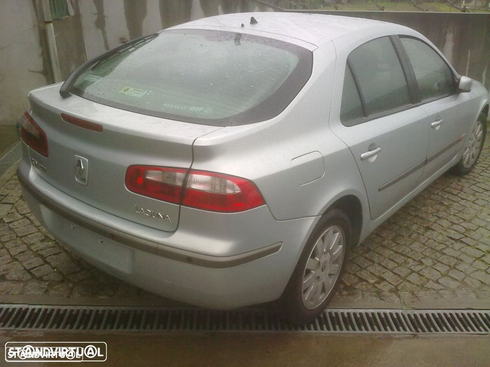 Traseira / Frente /Interior Renault Laguna 2003 - 2