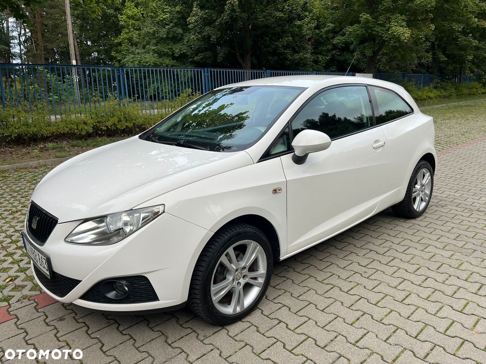 Seat Ibiza SC 1.6 16V DSG Style - 1