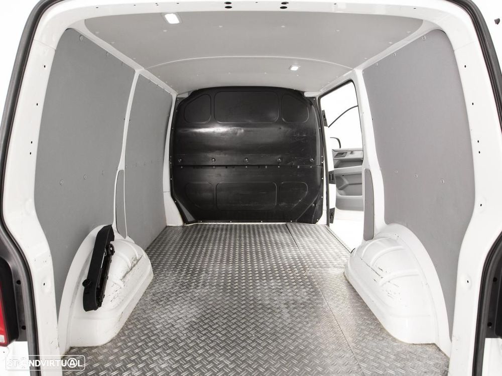 VW Transporter T6.1 3L C/IVA - 6
