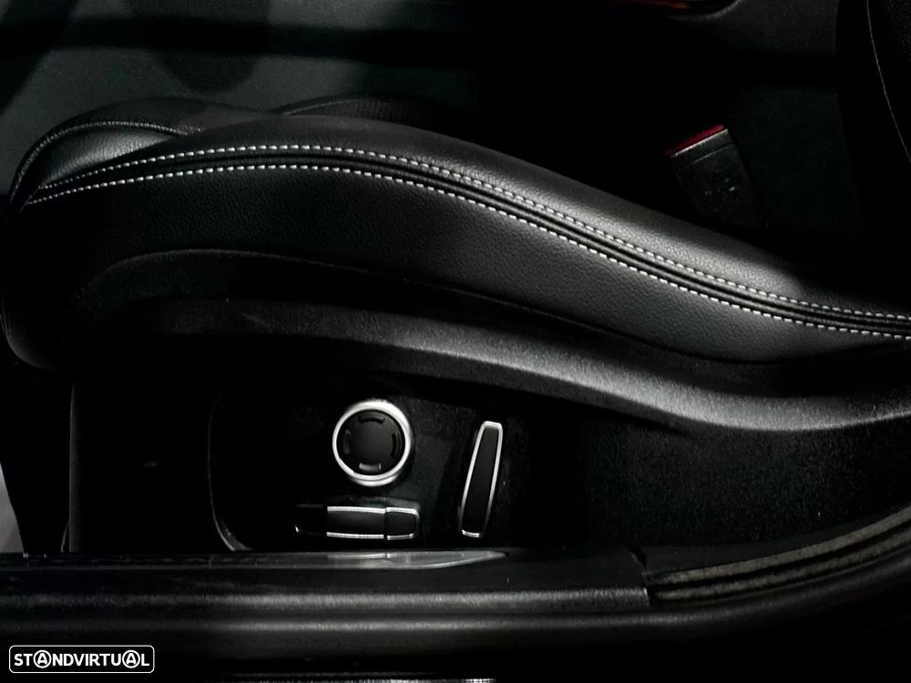 Jaguar XF Sportbrake 2.0 D200 R-Dynamic SE Aut. - 12