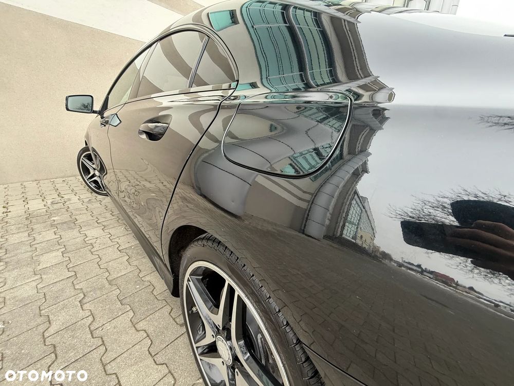 Mercedes-Benz CLA 200 AMG Line - 29