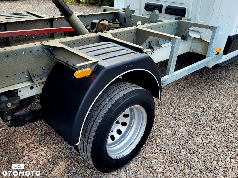Ford Transit - 13