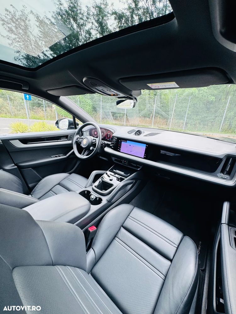 Porsche Cayenne Coupe Black Edition - 18