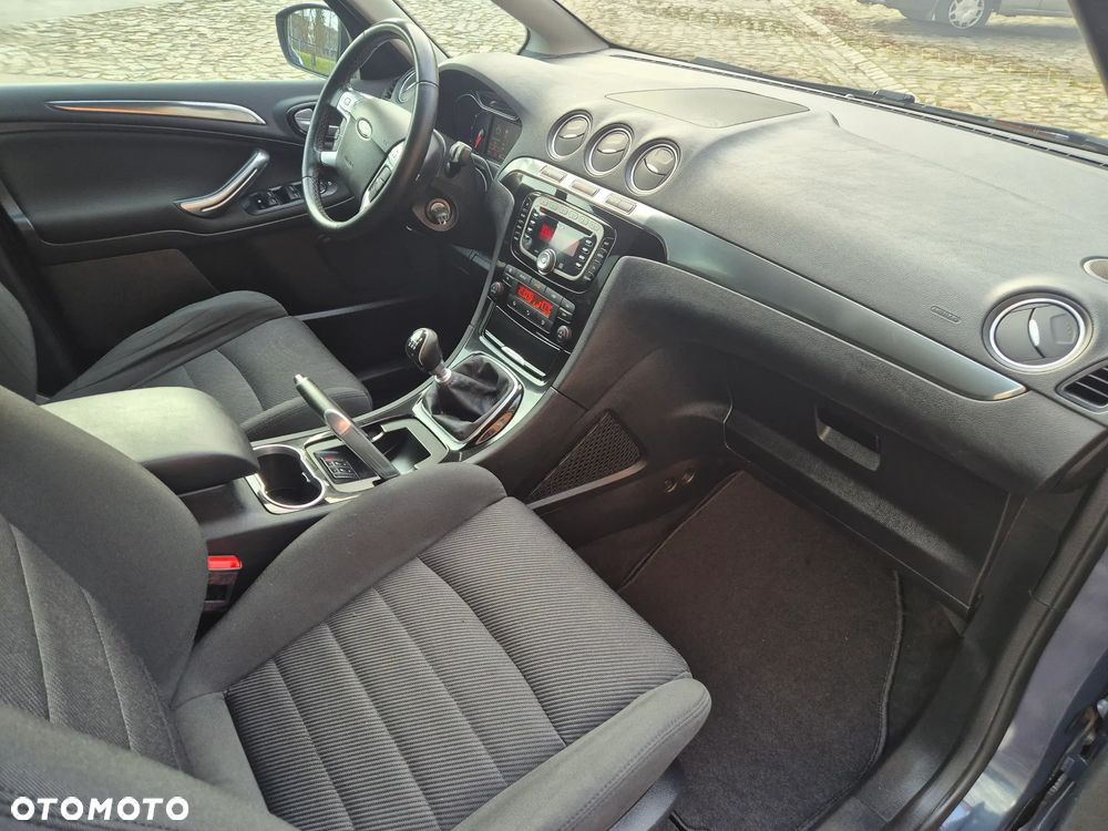 Ford S-Max 2.0 TDCi DPF Titanium - 14