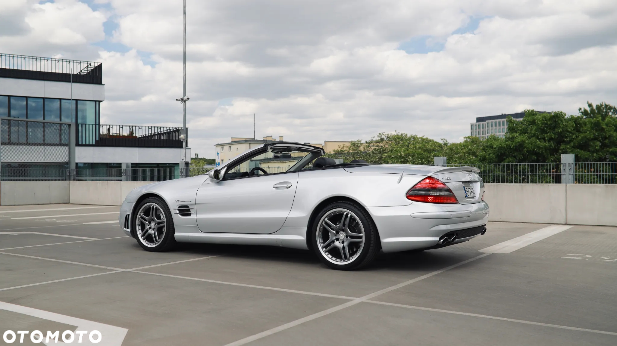 Mercedes-Benz SL - 11