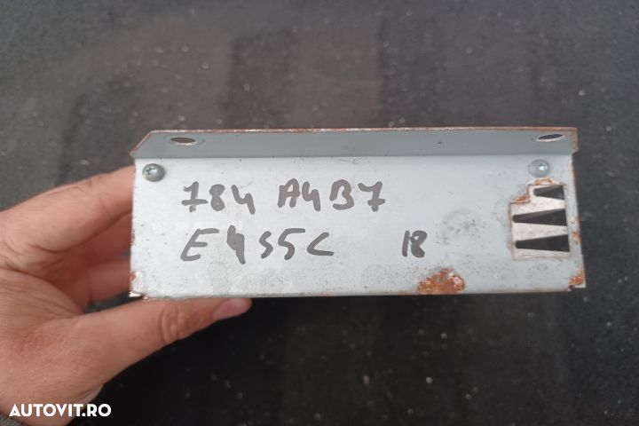 Amplificator audio 8E9035223D 8E9035223D Audi A4 B7 [2004 - 2008] Ava - 2