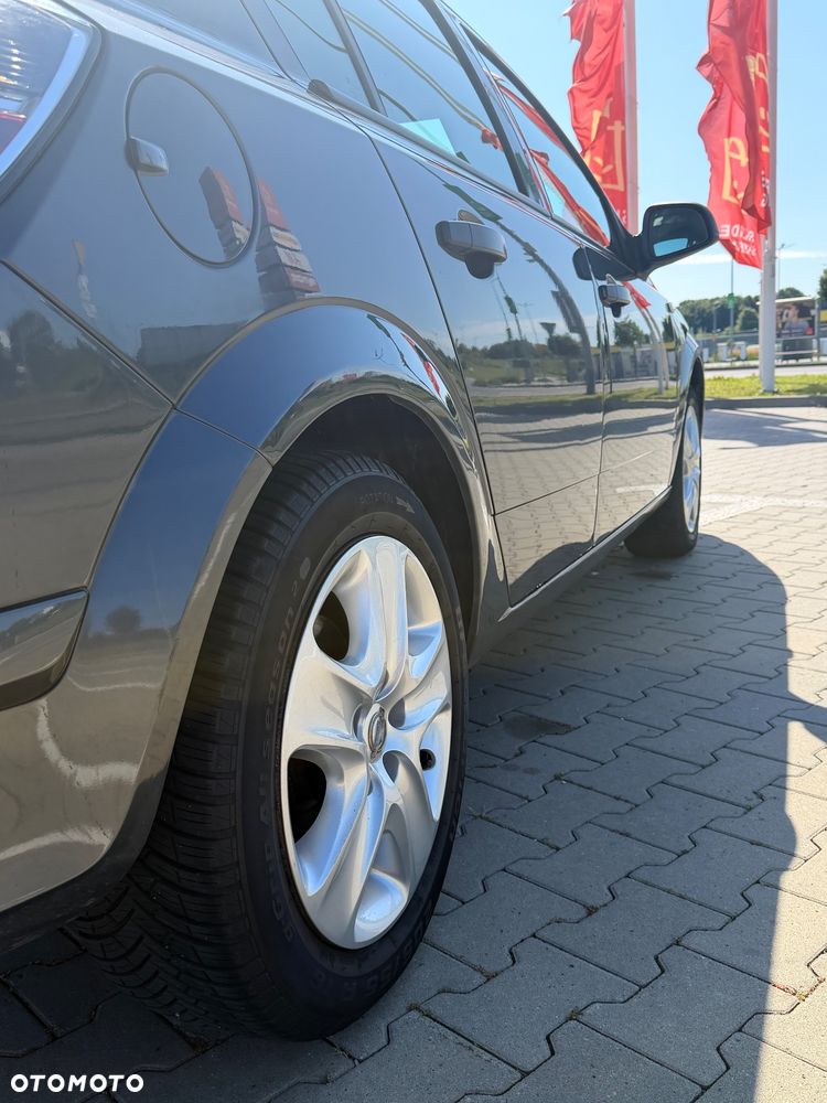 Opel Astra 1.6 - 4