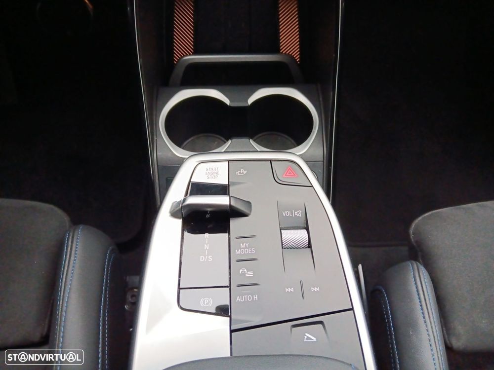 BMW X2 18 d sDrive Auto Pack M - 19