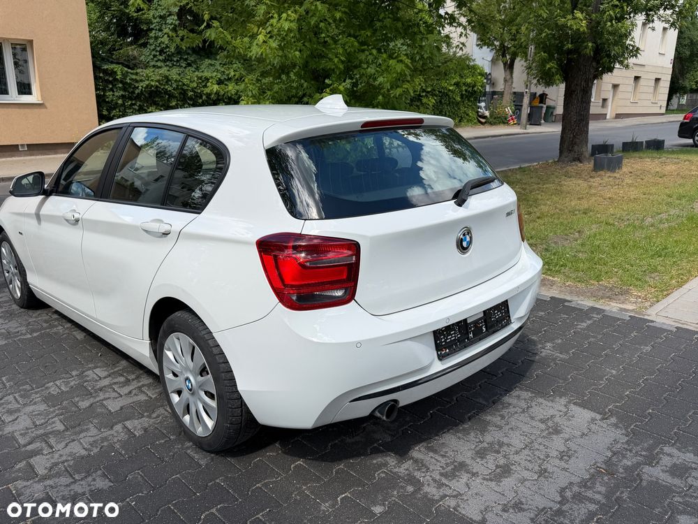 BMW Seria 1 116i Sport Line - 11