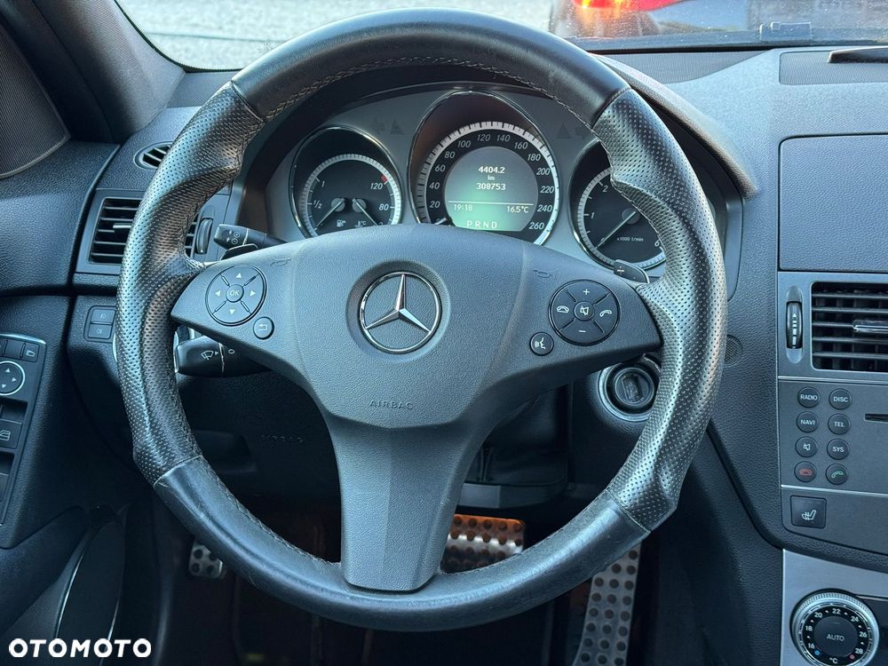 Mercedes-Benz Klasa C 30 T CDI AMG - 10