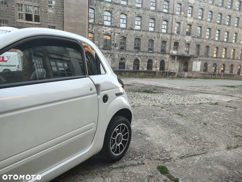 Microcar DUE - 13