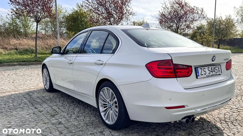 BMW Seria 3 328i Sport-Aut Luxury Line - 9