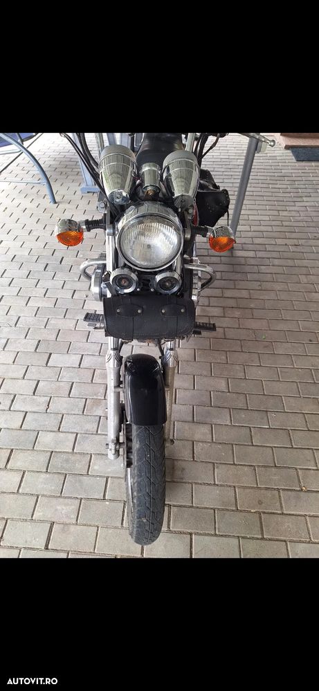 Kawasaki VN 750 Vulcan - 4