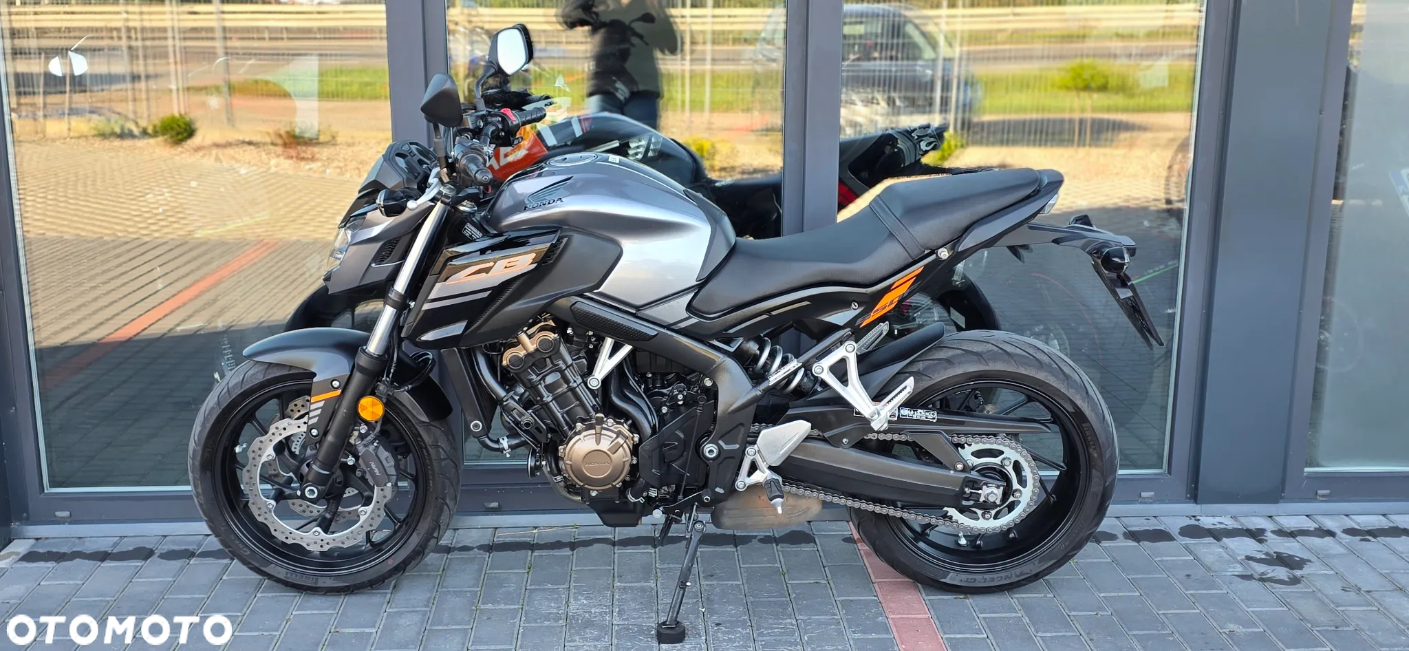 Honda CB - 22