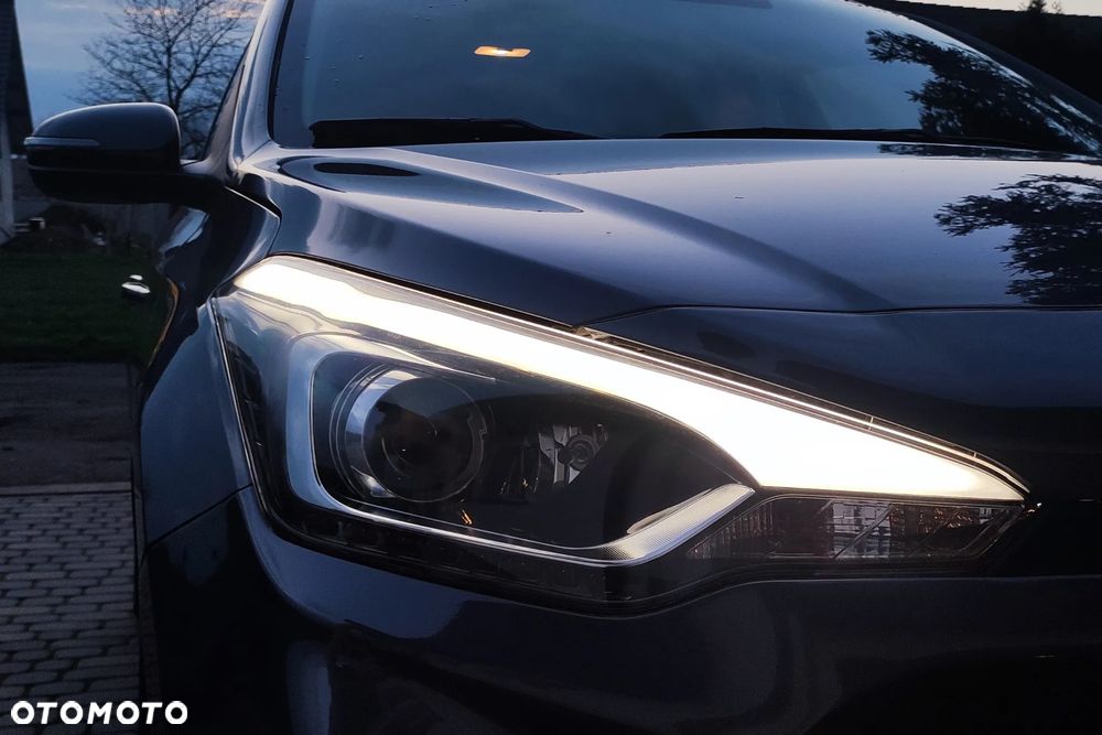 Hyundai i20 - 21