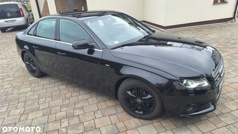 Audi A4 Limousine - 1