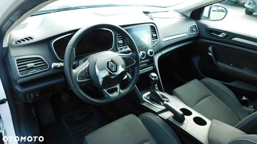 Renault Megane 1.5 Blue dCi Intens - 18