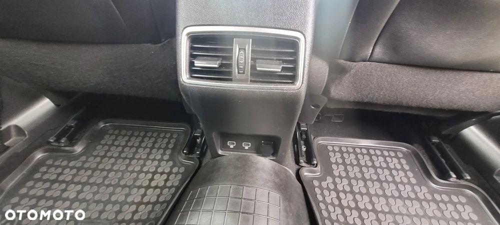 Renault Kadjar TCe 140 GPF BUSINESS EDITION - 16