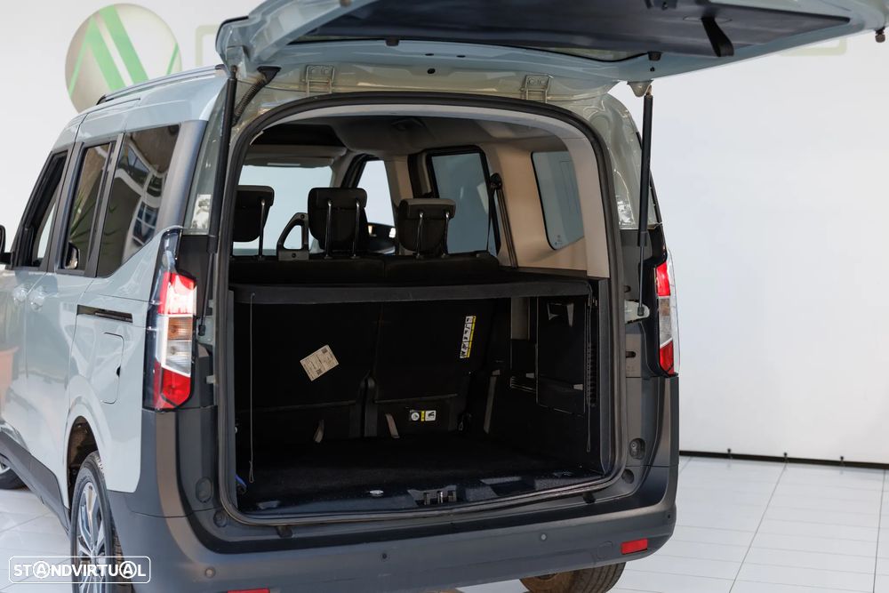 Ford Tourneo Courier 1.0 EcoBoost Titanium - 18