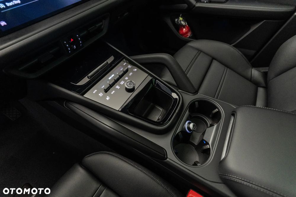 Porsche Cayenne Black Edition - 26