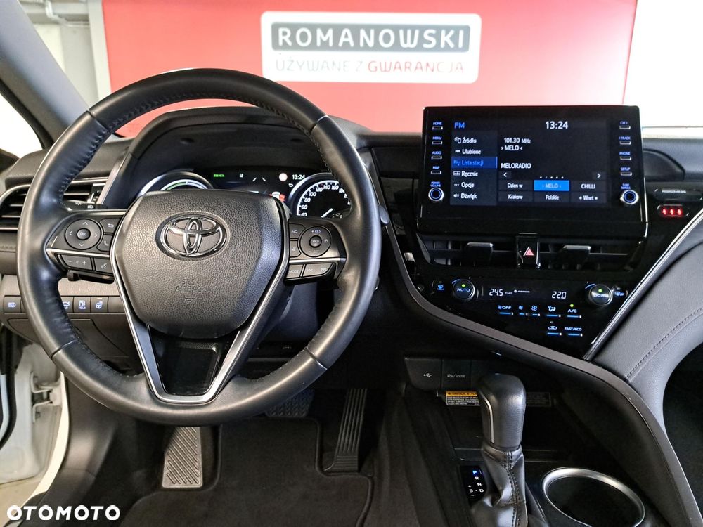 Toyota Camry 2.5 Hybrid Executive CVT - 14