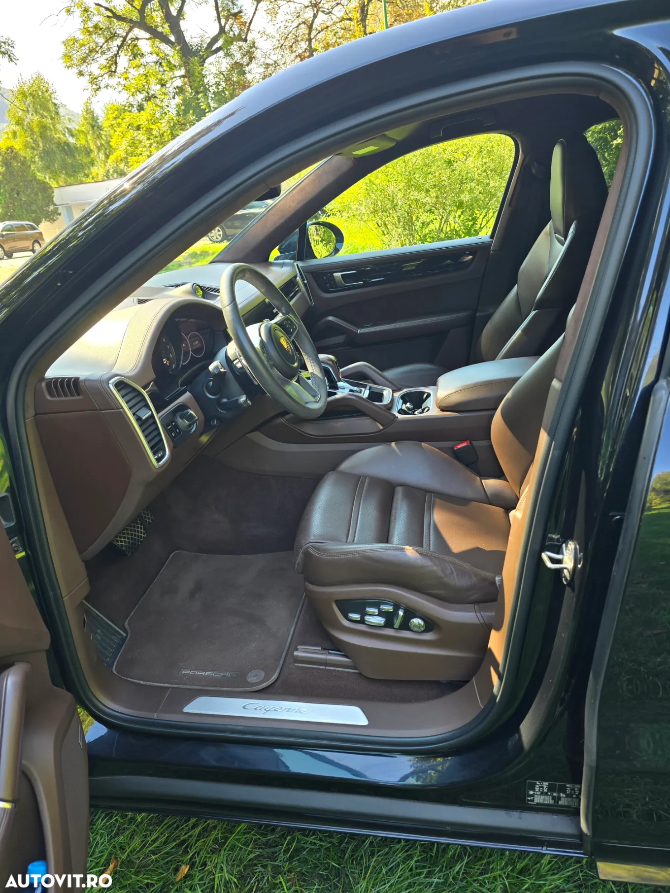 Porsche Cayenne - 7