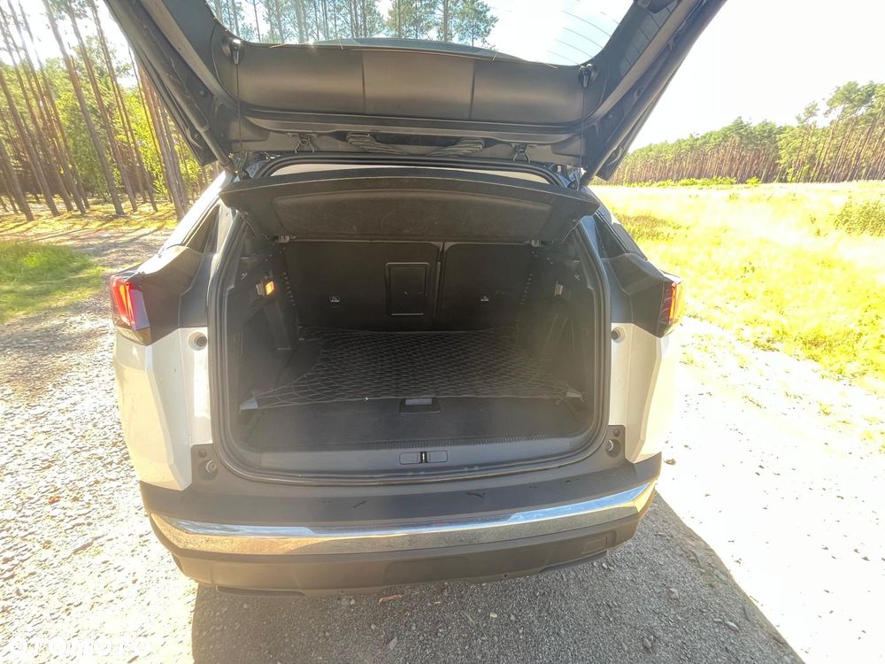 Peugeot 3008 1.2 PureTech Allure Pack S&S EAT8 - 17