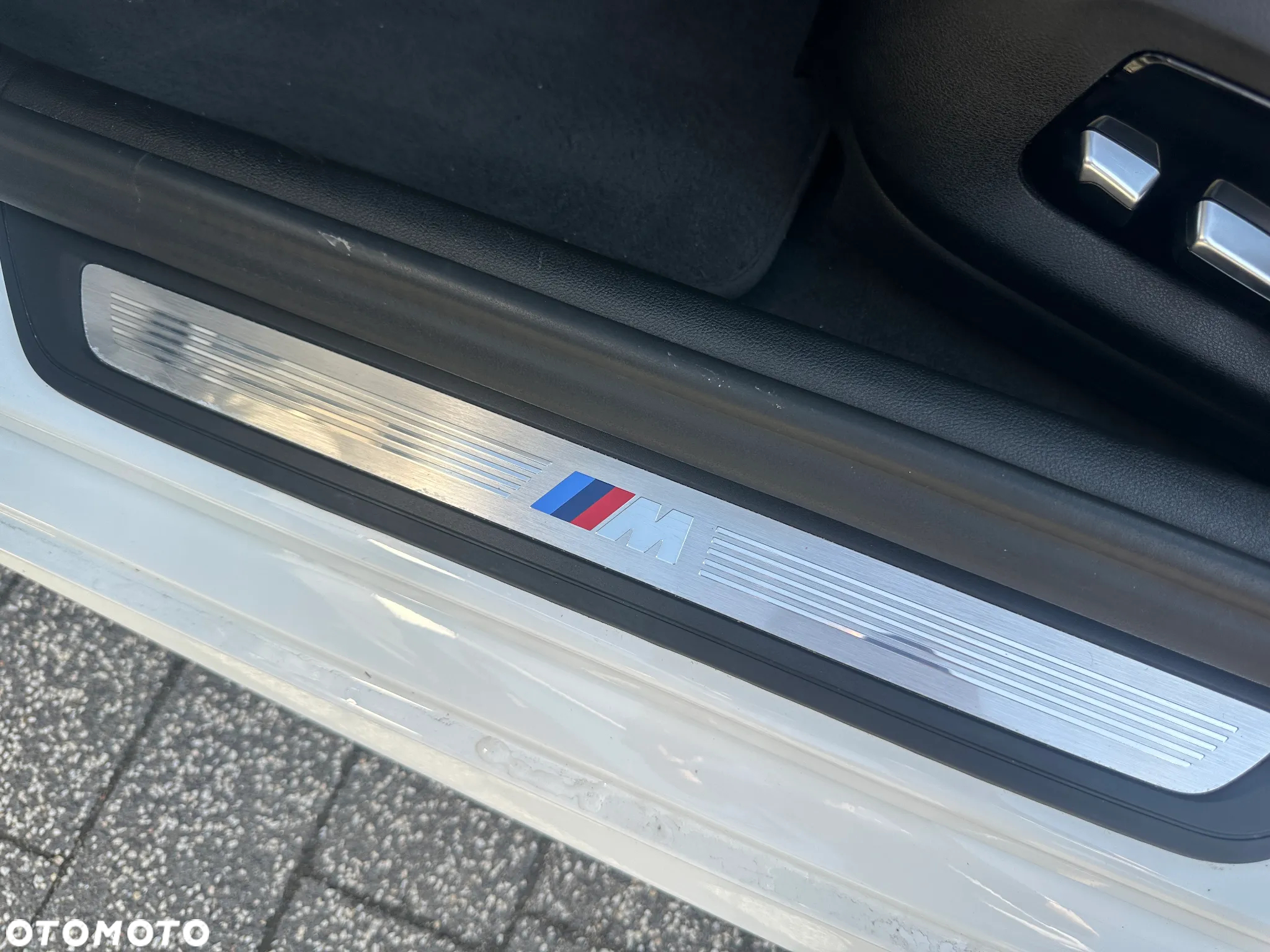 BMW Seria 5 520d Touring M Sport Edition - 16