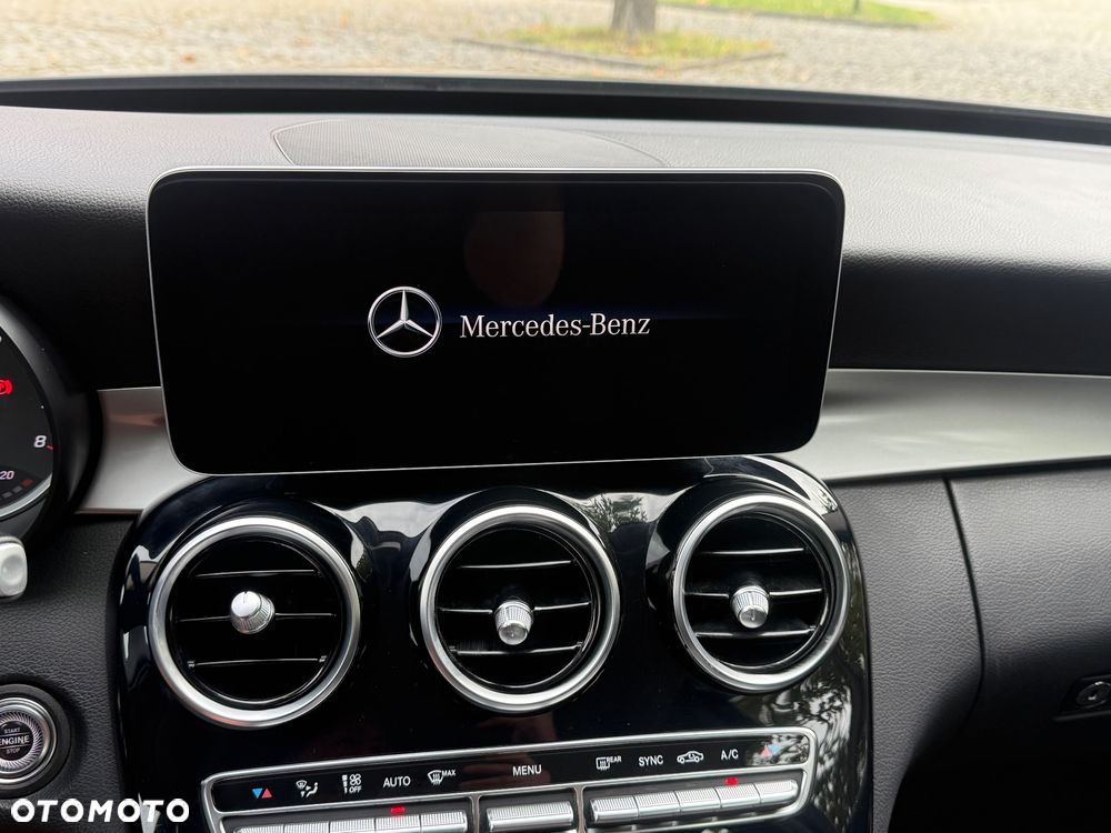 Mercedes-Benz Klasa C 160 9G-TRONIC - 23