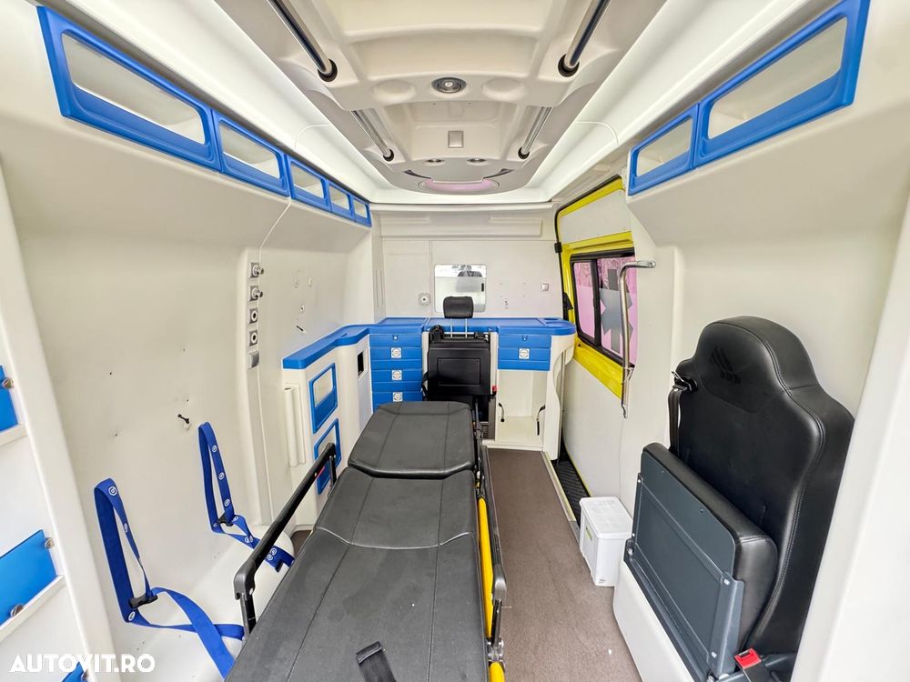 Mercedes-Benz Sprinter (BlueTec) 906.235 7G-TRONIC Plus - 16