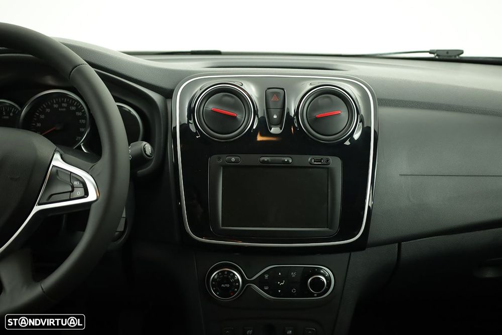 Dacia Sandero - 11
