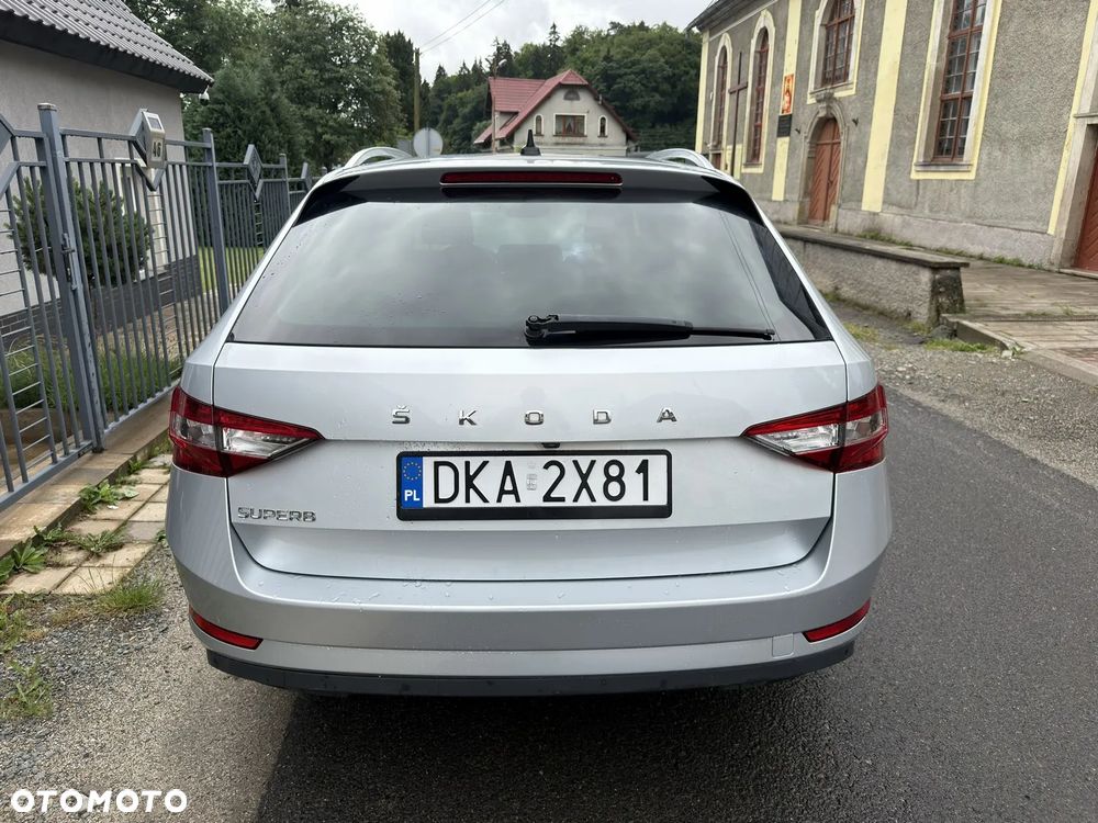 Skoda Superb 2.0 TDI Style DSG7 - 6