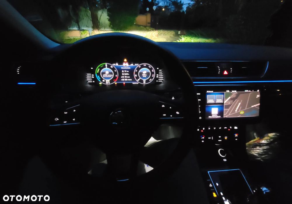 Skoda Superb 1.4 TSI Plug-In Hybrid L&K DSG - 17