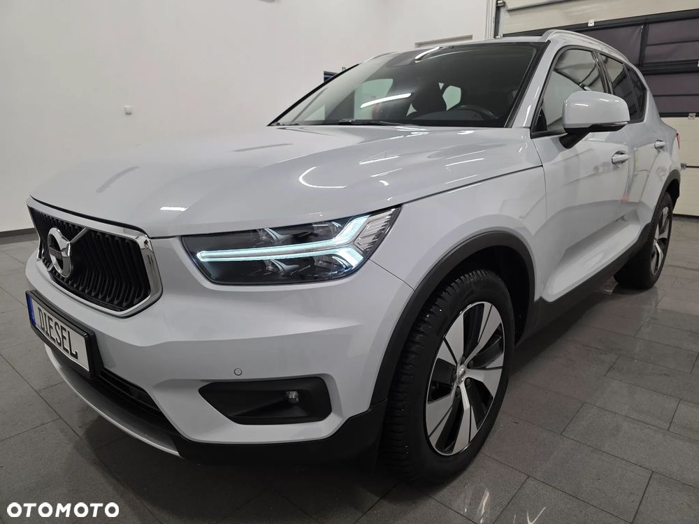 Volvo XC 40 D3 SCR R-Design - 2