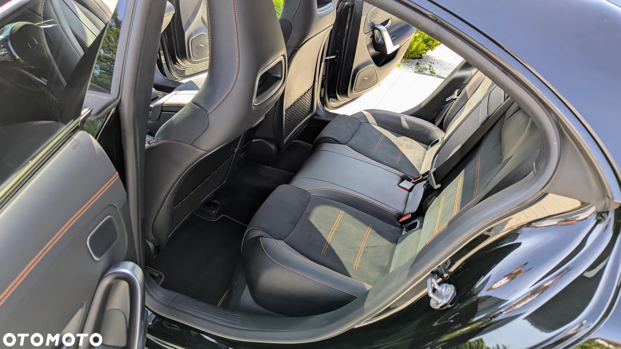 Mercedes-Benz CLA 250 4-Matic Edition 1 7G-DCT - 22