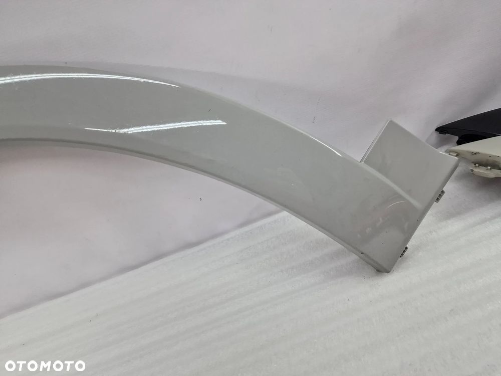 PORSCHE CAYENNE 9Y0 18- LEWA / PRAWA PRZEDNIA PRZÓD LISTWA NA BŁOTNIK , NR 9Y0853817 / 9Y0853818 , NR AUKCJI NLB86 - 6