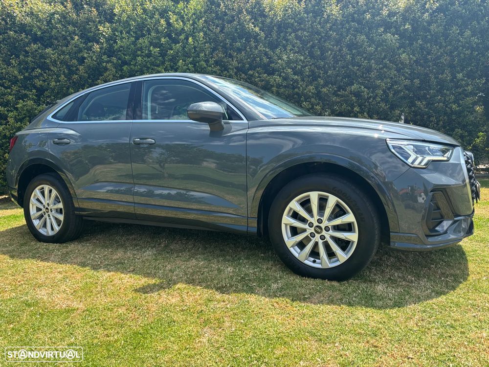 Audi Q3 45 TFSIe S tronic S line - 4