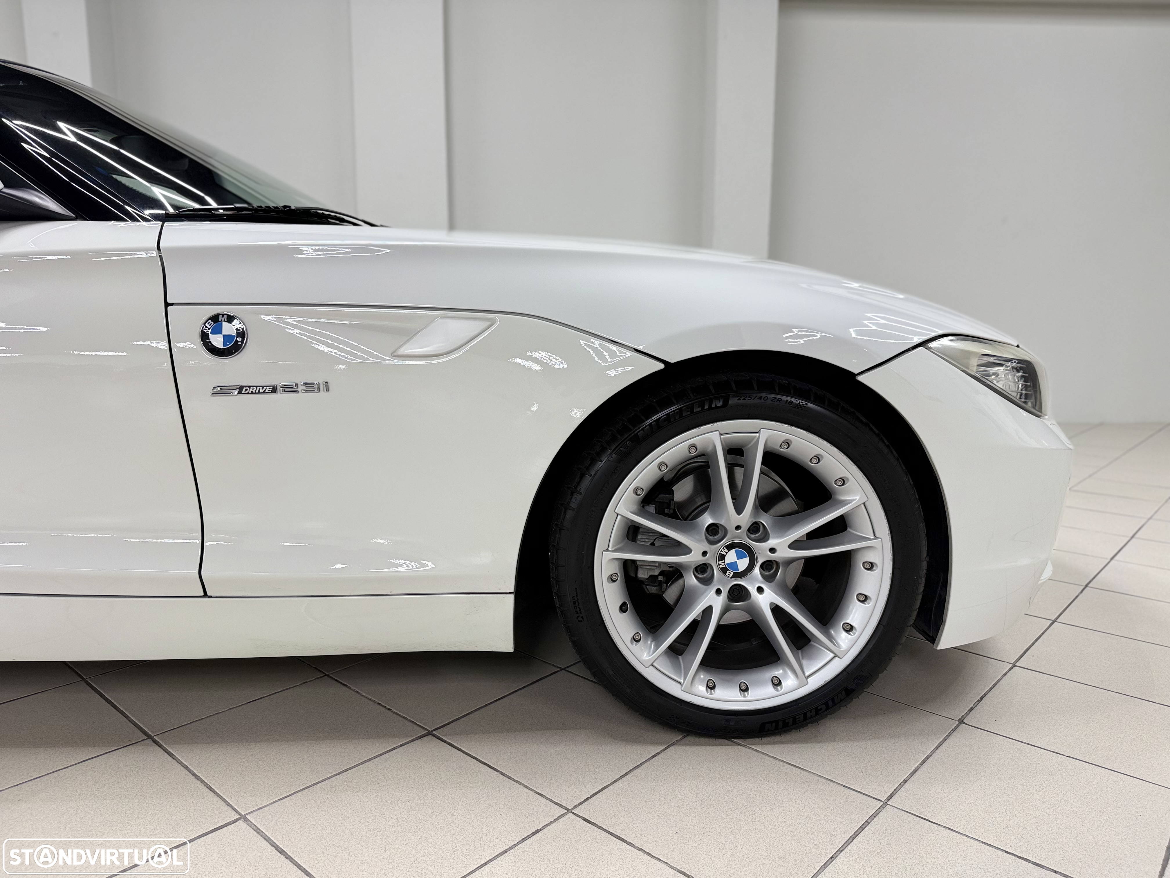 BMW Z4 23 i - 7
