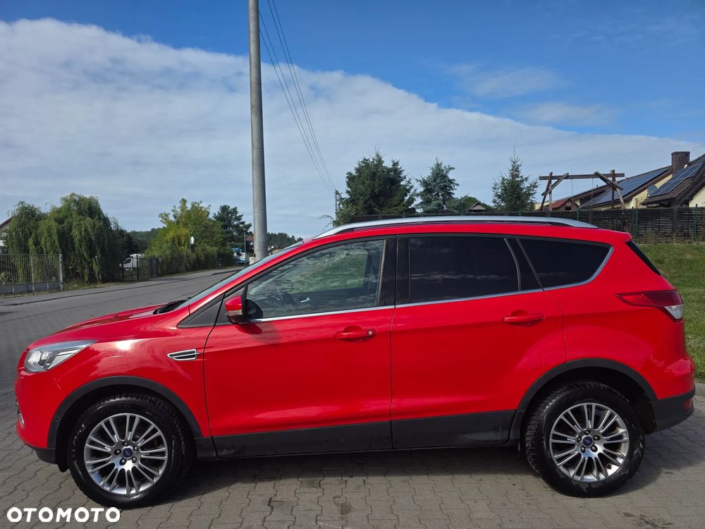 Ford Kuga 1.6 EcoBoost 2x4 Titanium - 2
