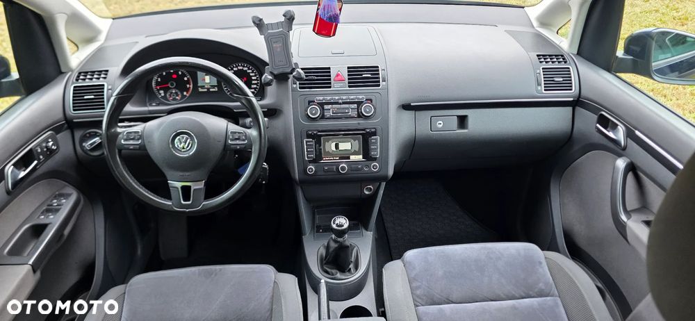 Volkswagen Touran 1.4 TSI Highline - 12