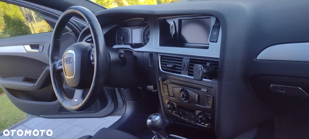 Audi A4 Avant - 23