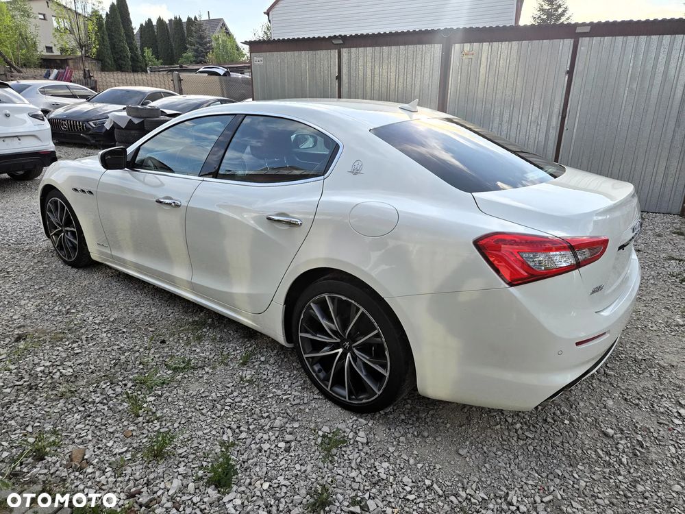 Maserati Ghibli S Q4 Granlusso - 4