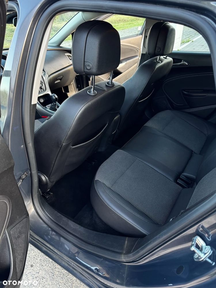 Opel Astra 1.7 CDTI Cosmo - 14