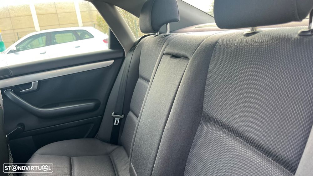 Audi A4 1.9 TDI m5 - 11
