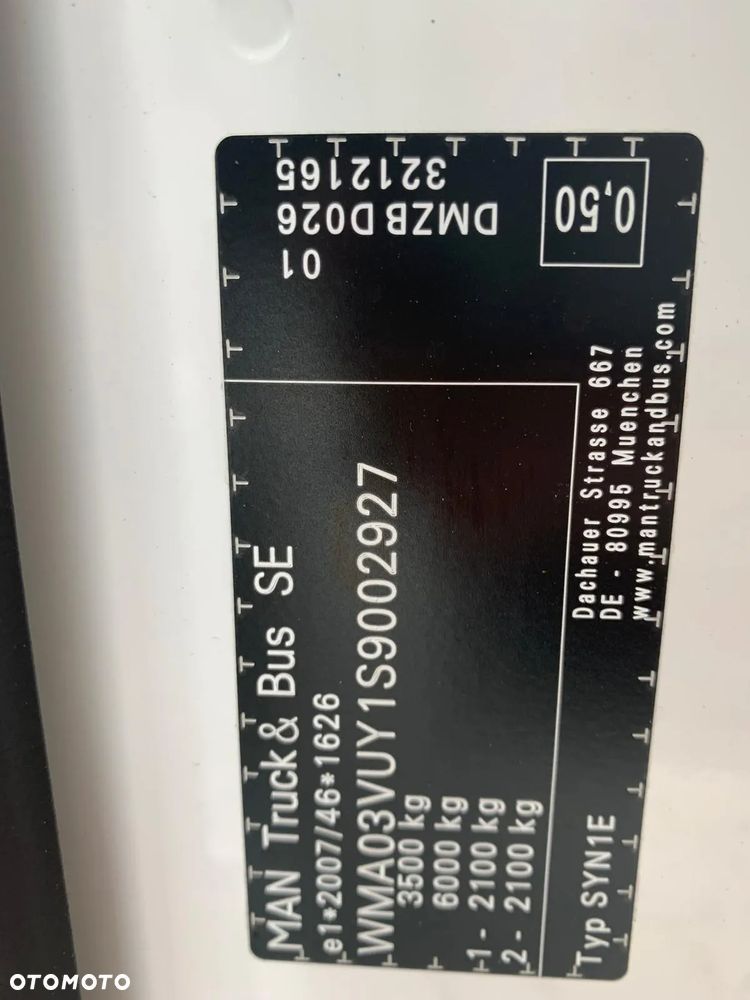 MAN TGE 3.180 4X2F SB - 32