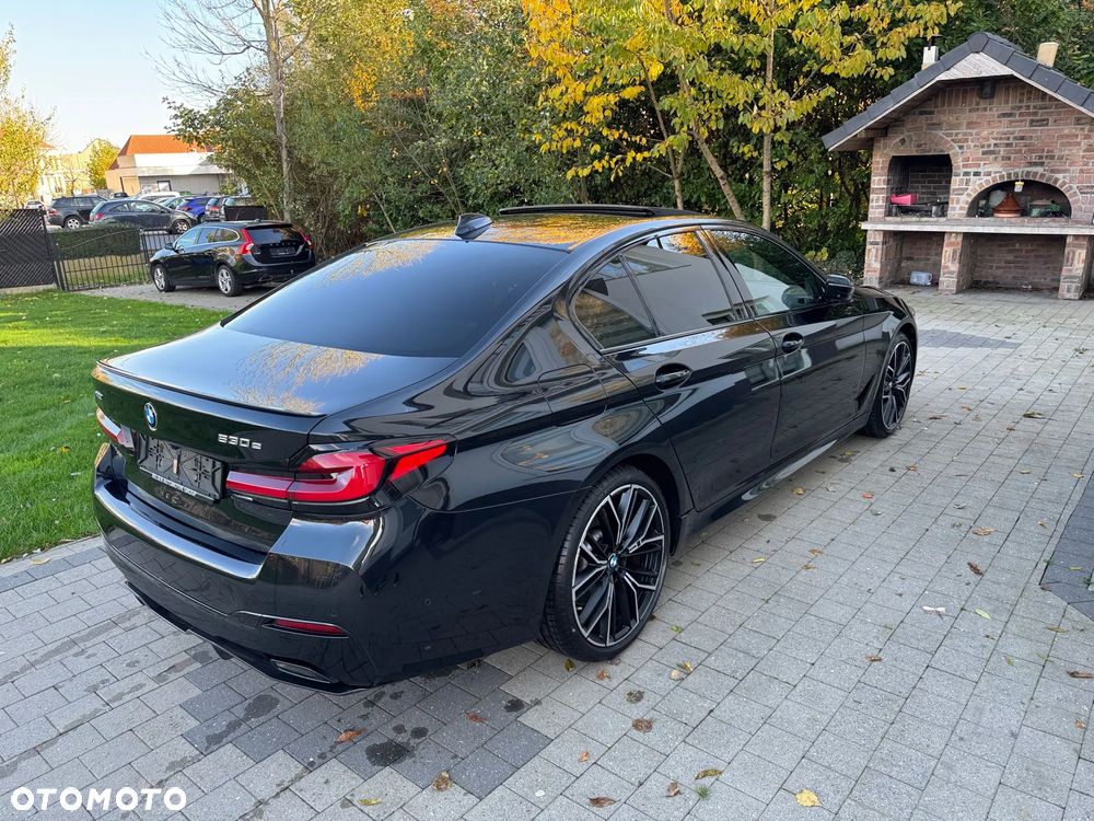 BMW Seria 5 530e xDrive M Sport sport - 2